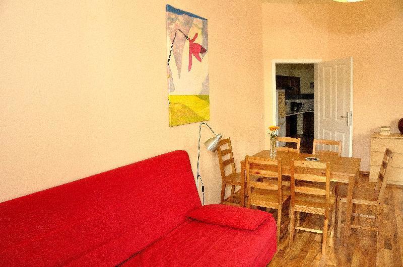 Neustadt-Fewo-Zentral-Guenstig-L6 Dresden Dış mekan fotoğraf