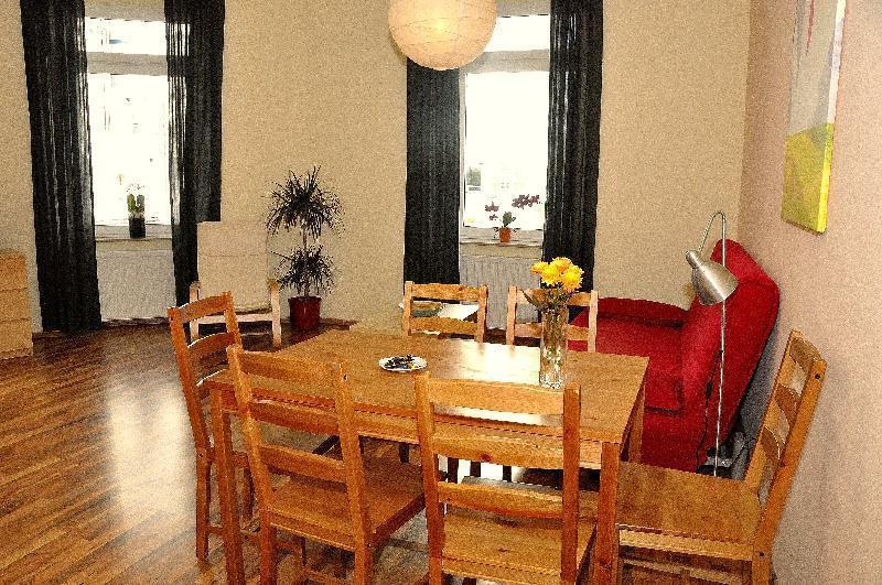 Neustadt-Fewo-Zentral-Guenstig-L6 Dresden Dış mekan fotoğraf